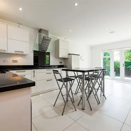 Rent this 6 bed apartment on St Catherine's School - Prep site in Station Road, Bramley