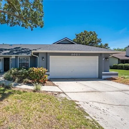 Buy this 4 bed house on 3039 Crested Circle in Hunters Creek, Orange County