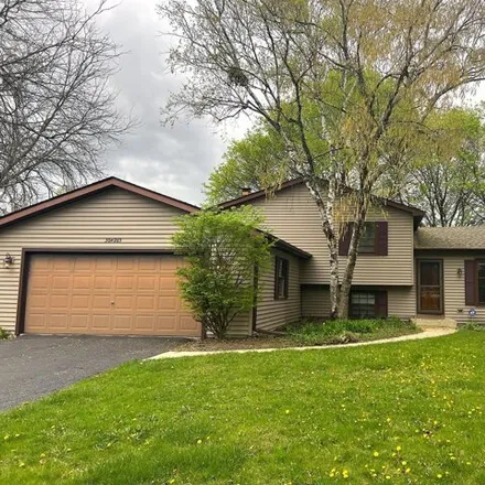 Rent this 3 bed house on Briar Lane in DuPage County, IL 60563