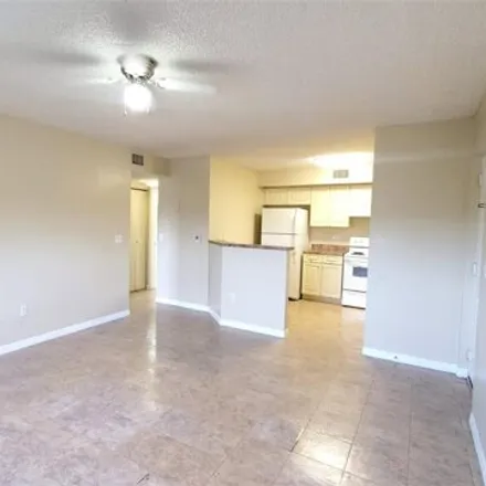 Image 3 - North 57th Avenue, Hollywood, FL 33021, USA - Condo for rent