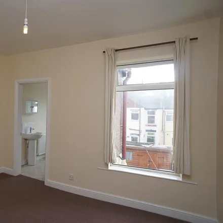Image 6 - Bickerton Road, Sheffield, S6 1SF, United Kingdom - Townhouse for rent