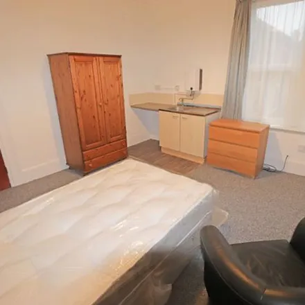 Rent this 1 bed apartment on York Road in Southend-on-Sea, SS1 2BH