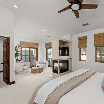 Rent this 3 bed house on Coronado