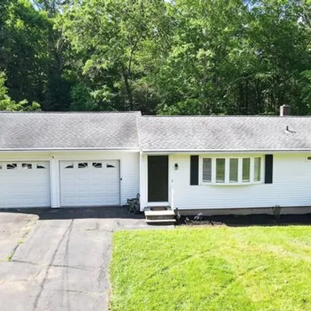 Rent this 3 bed house on 14 Donat Dr in Wallingford, Connecticut