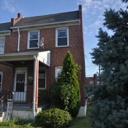 Image 2 - 6828 Conley St, Baltimore, Maryland, 21224 - House for sale