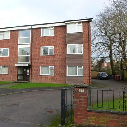 Rent this 2 bed apartment on Treyarnon Court in Reading, RG1 5RX