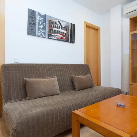 Image 3 - Carrer d'Arizala, 55, 08001 Barcelona, Spain - Apartment for rent