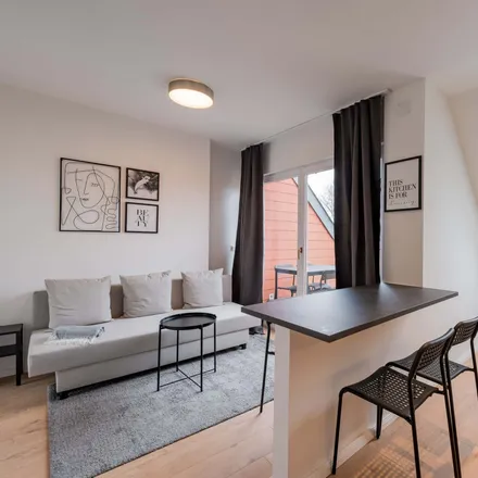 Rent this 4 bed apartment on Raschdorffstraße 15 in 13409 Berlin, Germany