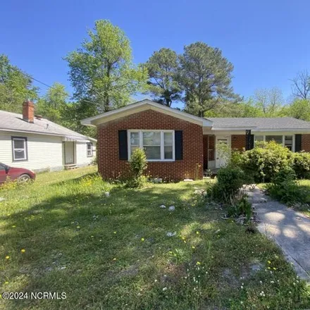 Buy this 3 bed house on 2080 Hayswood Avenue in Lumberton, NC 28358