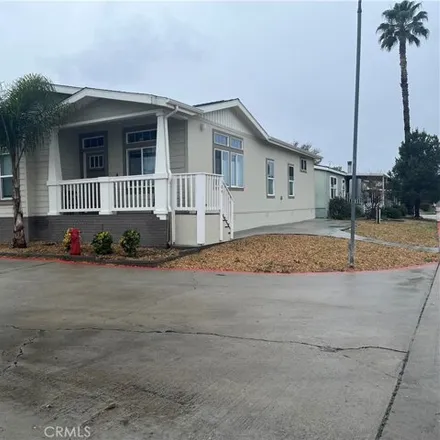 Buy this studio apartment on 898 West 9th Street in San Jacinto, CA 92582