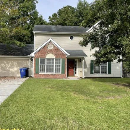 Image 1 - 120 Archdale Drive, Country Club Hills, Jacksonville, NC 28546, USA - House for sale
