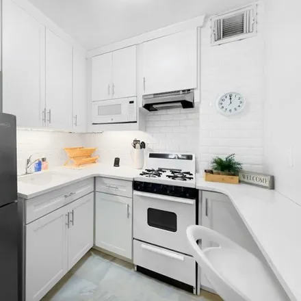 Image 3 - 153 East 57th Street, New York, NY 10022, USA - Townhouse for rent