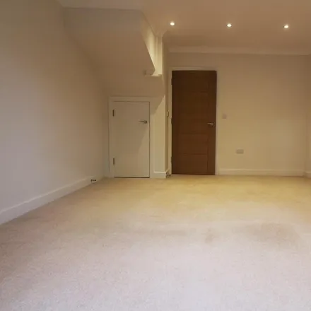 Image 3 - 46 Bath Road, Reading, RG1 6HP, United Kingdom - Townhouse for rent