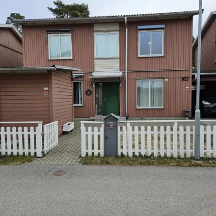 Image 5 - Planetbacken, 147 46 Tumba, Sweden - Apartment for rent