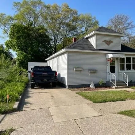 Buy this 2 bed house on Lakeside Elementary School in 2312 Denmark Street, Muskegon