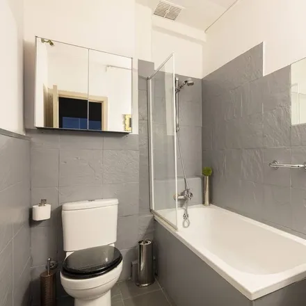 Image 4 - London, United Kingdom - Apartment for rent