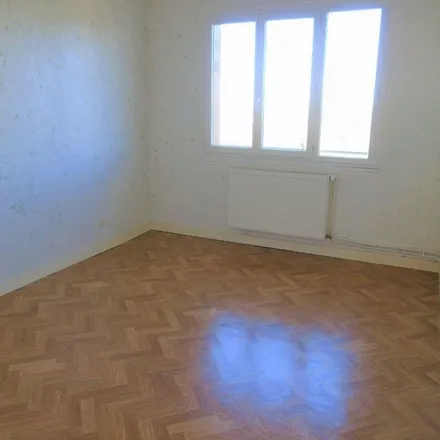 Rent this 1 bed apartment on 3 Place Vauban in 89200 Avallon, France