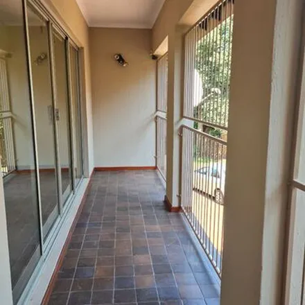 Image 2 - 386 Beaufort West Street, Faerie Glen, Gauteng, 0043, South Africa - Apartment for rent