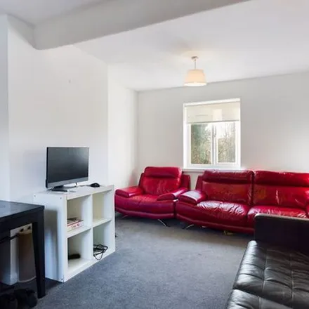 Rent this 6 bed duplex on 18 Hillside in Brighton, BN2 4TA