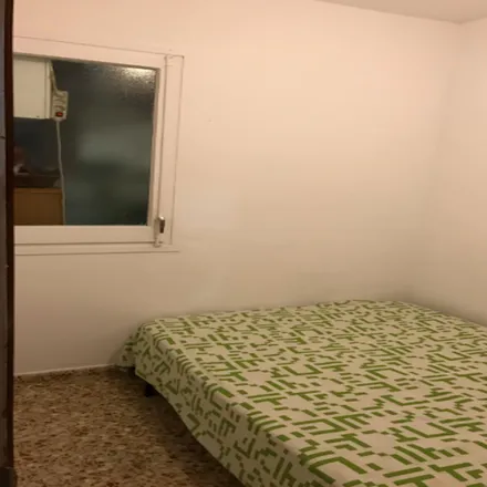 Rent this 4 bed room on Carrer de Sant Joan Bosco in 36, 08830 Sant Boi de Llobregat