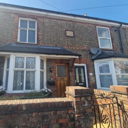 Rent this 2 bed house on Co-op Food in 185 Mill Road, Deal