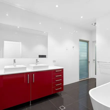 Image 5 - 52 Lawn Street, Holland Park QLD 4121, Australia - Apartment for rent