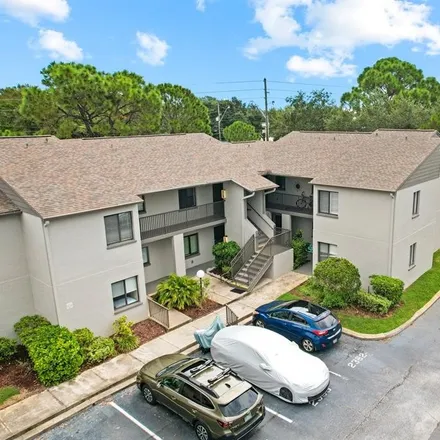 Buy this 2 bed condo on 2301 Betty Drive in Palm Harbor, FL 34698