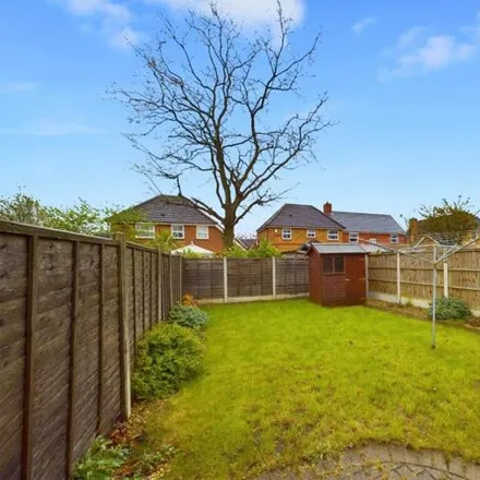 Image 4 - Southfield Close, Walsall, West Midlands, N/a - Townhouse for sale