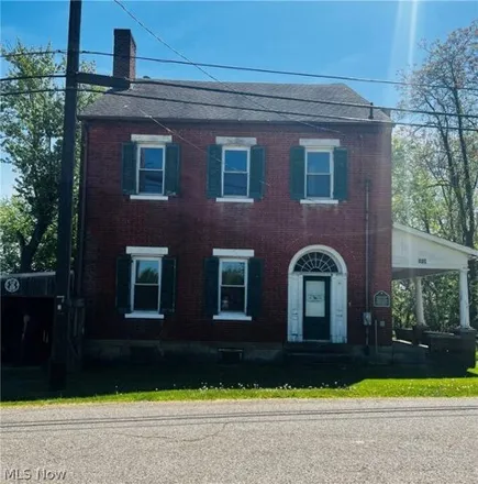 Buy this 4 bed house on 228 Fair Avenue in Fairview, Guernsey County