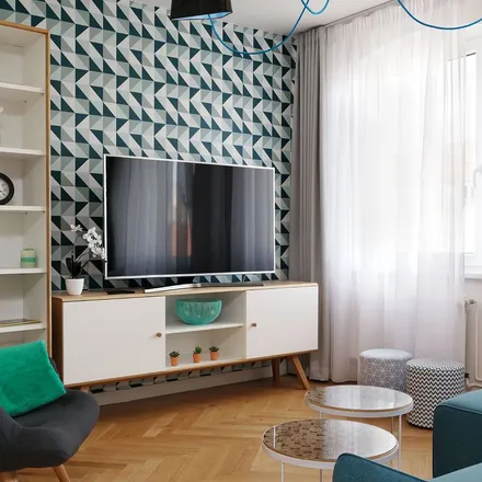 Rent this 2 bed apartment on Musikgymnasium Carl Philipp Emanuel Bach in Rheinsberger Straße, 10115 Berlin