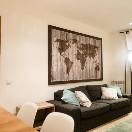 Rent this 4 bed apartment on Carrer dels Tallers in 69, 08001