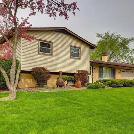 Image 2 - 7410 Coventry Lane, Hanover Park, Schaumburg Township, IL 60133, USA - House for sale