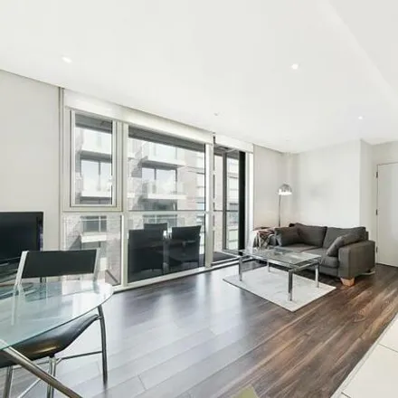 Rent this 1 bed apartment on Pimento House in Goodman Street, London