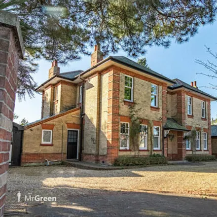 Image 1 - Beaulieu Road, Christchurch, BH23 2EA, United Kingdom - House for sale