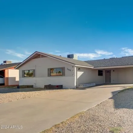 Buy this 4 bed house on 2929 West Laurel Lane in Phoenix, AZ 85029