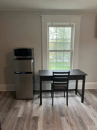 Rent this 1 bed apartment on 423 King St