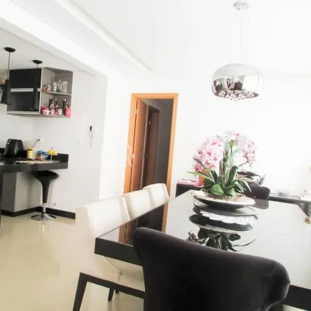 Buy this 4 bed apartment on Rua Elza Moreira Lopez in Santa Rosa, Belo Horizonte - MG
