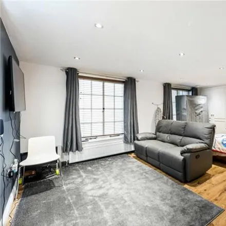 Image 5 - 41 Brunswick Square, Brighton, BN3 1EH, United Kingdom - Loft for sale