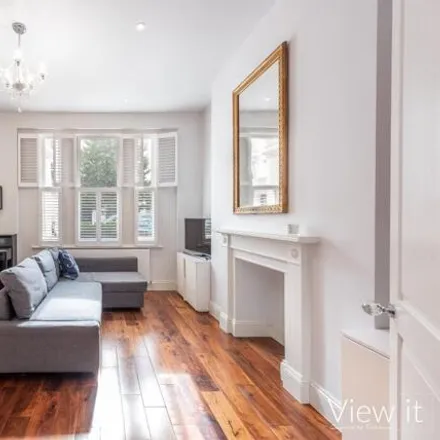 Rent this 1 bed apartment on Cumberland Street in London, SW1V 4LT