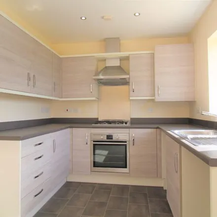 Rent this 3 bed apartment on Whitney Crescent in Weston-super-Mare, BS24 8ES