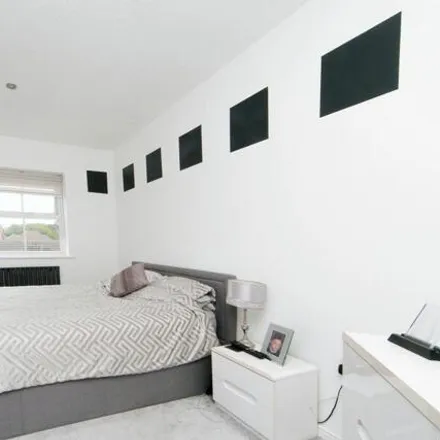 Image 5 - Lôn Bedw, Llandudno Junction, LL31 9FE, United Kingdom - Apartment for sale