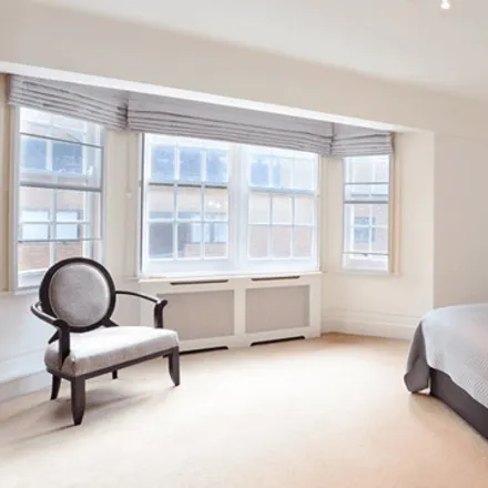 Image 2 - Isokon Plus, Turnham Green Terrace, London, W4 1QP, United Kingdom - Apartment for rent