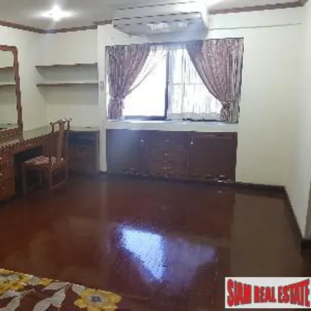 Image 3 - Soi Thong Lo 16, Vadhana District, Bangkok 10110, Thailand - Apartment for sale