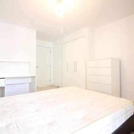 Image 5 - Eden Grove, Willesden Green, London, NW10 2TJ, United Kingdom - Apartment for rent