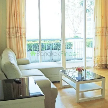 Rent this 2 bed apartment on Phaya Thai Road in Ratchathewi District, 10400