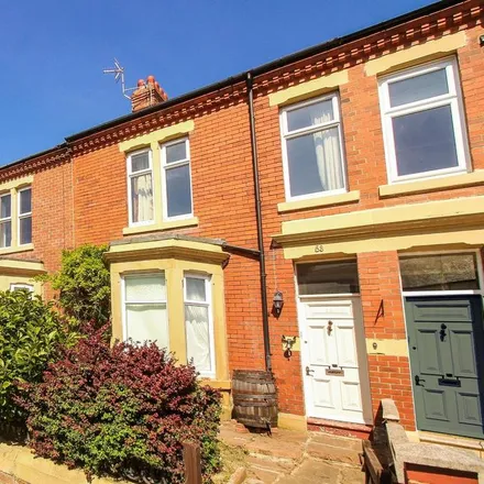 Rent this 3 bed townhouse on Roxburgh Terrace in Whitley Bay, NE26 1DS