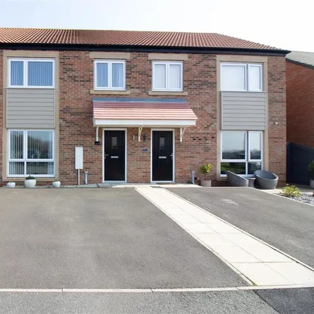 Rent this 3 bed townhouse on Quarry Close in Killingworth Village, NE12 6BB