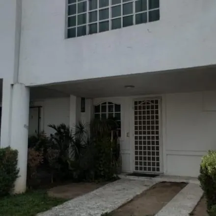 Buy this 3 bed house on Calle Jardines de Miraflores in 45601 Tlaquepaque, JAL