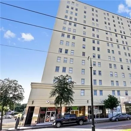 Buy this 1 bed condo on Dolce Vita Pizzeria in Saint Charles Avenue, New Orleans