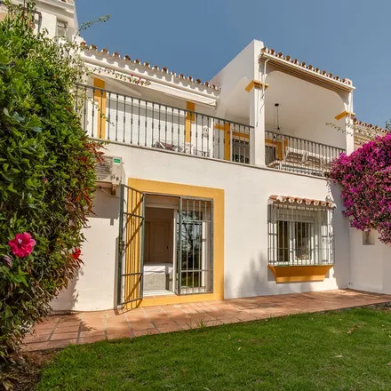 Buy this 2 bed townhouse on 29660 Marbella